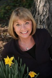 Linda Homer - Professional headshot