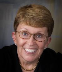 Loann Barter - Professional headshot