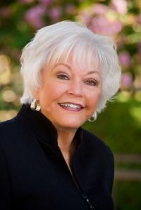 MaryEllen Graham - Professional headshot