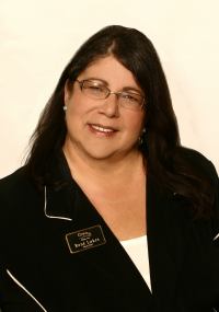 Rene Lukes - Professional headshot