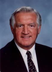 JOHN LUTE - Professional headshot