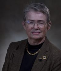 Rae Roeder - Professional headshot