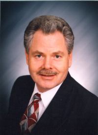 BARRY WALLACE CRS,GRI,SRES - Professional headshot