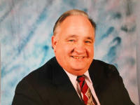Floyd Earl - Professional headshot