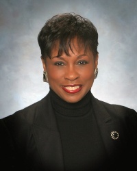 Gwendolyn Harris - Professional headshot