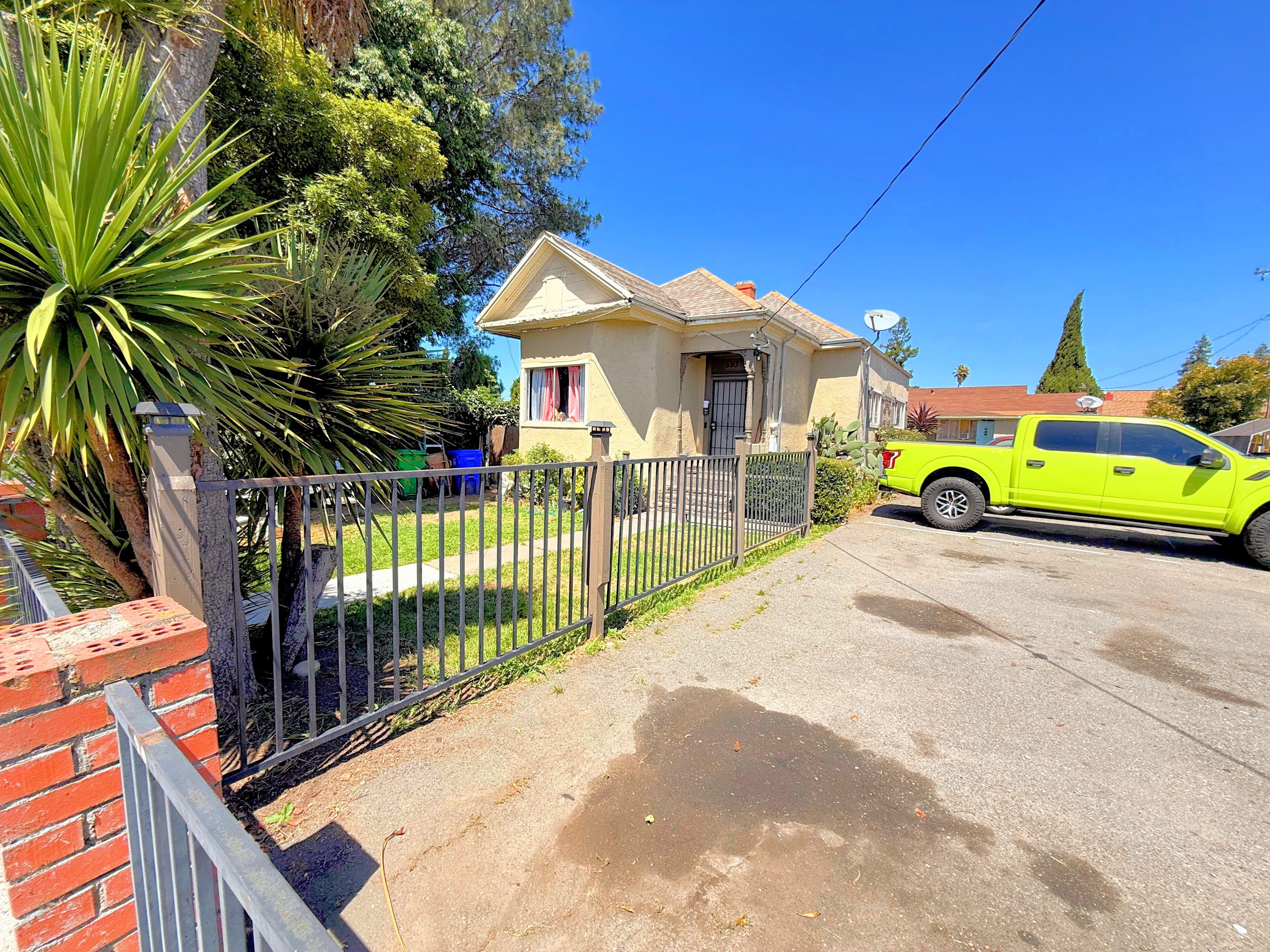 Income at 591 W. Sunset Blvd.