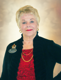 Ruthann Hansen - Professional headshot