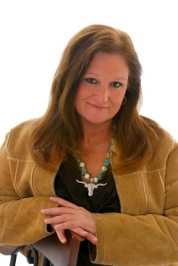 Annie Dollahon - Professional headshot