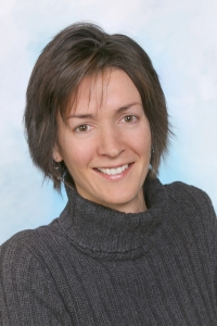 Larissa Lentile - Professional headshot