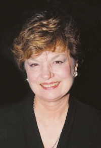 Alyce Walker - Professional headshot