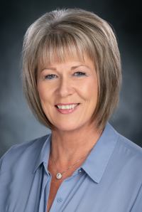 Karen Hulstrom - Professional headshot