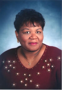 NORA LANGDON - Professional headshot