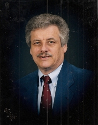 Gary Stroebel - Professional headshot
