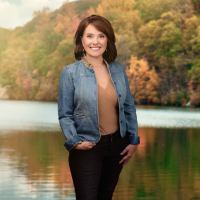 Michele McCubbins - Professional headshot