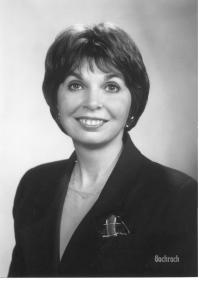 Liz Schell - Professional headshot