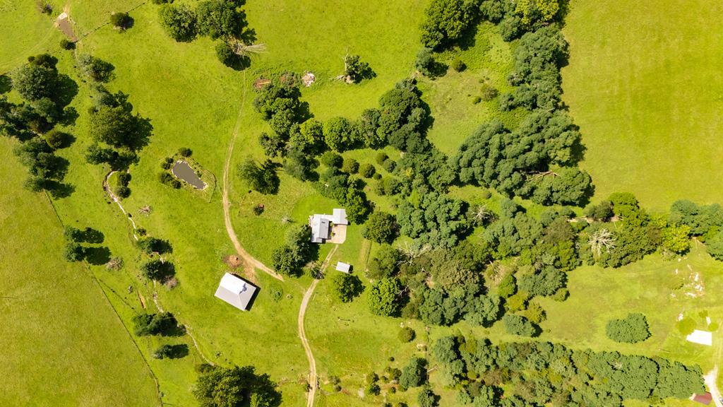 5621 KISER GAP ROAD, FRANKLIN - Photo 9 of 25