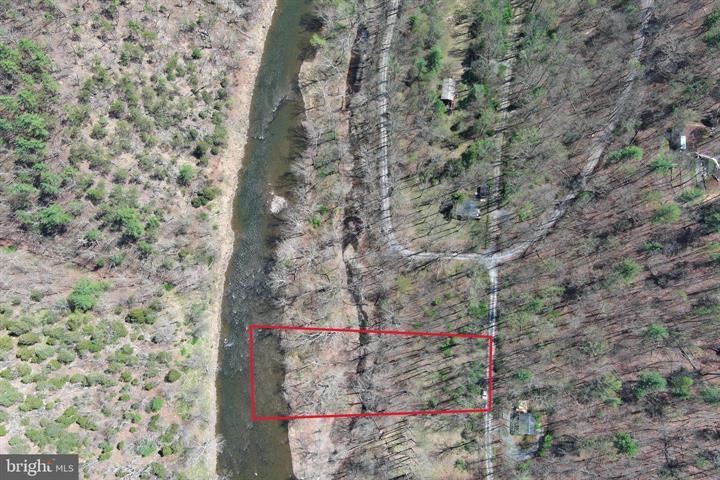 45 CACAPON HILLS, PAW PAW - Photo 2 of 25