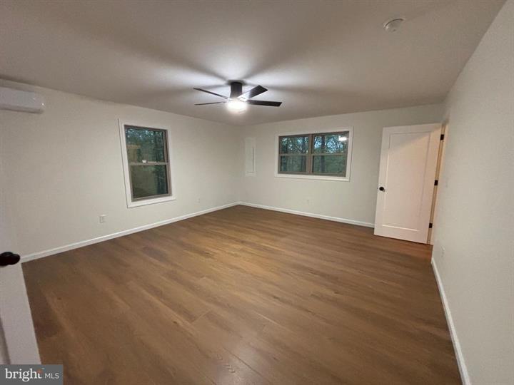 2614 LAKE FERNDALE DRIVE, SPRINGFIELD - Photo 17 of 25