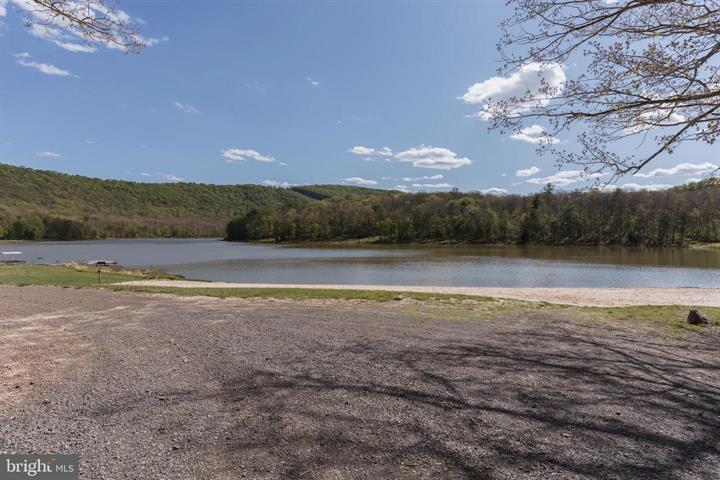 2614 LAKE FERNDALE DRIVE, SPRINGFIELD - Photo 3 of 25
