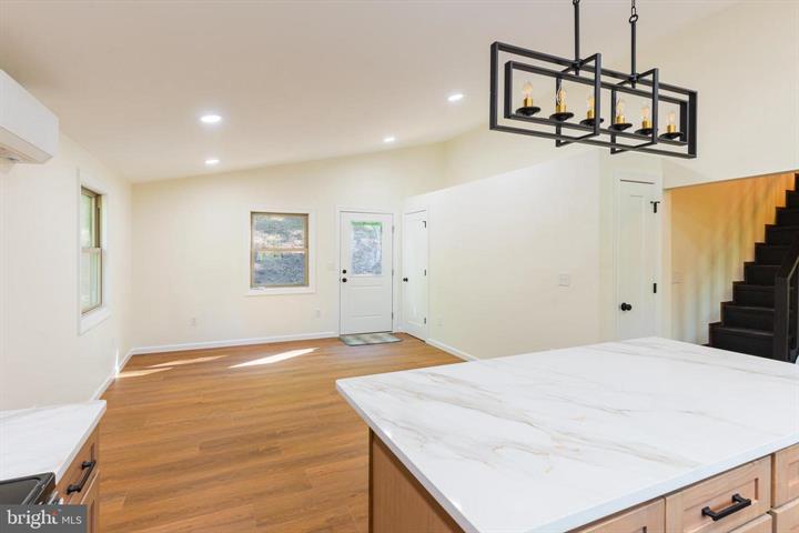 2614 LAKE FERNDALE DRIVE, SPRINGFIELD - Photo 13 of 25