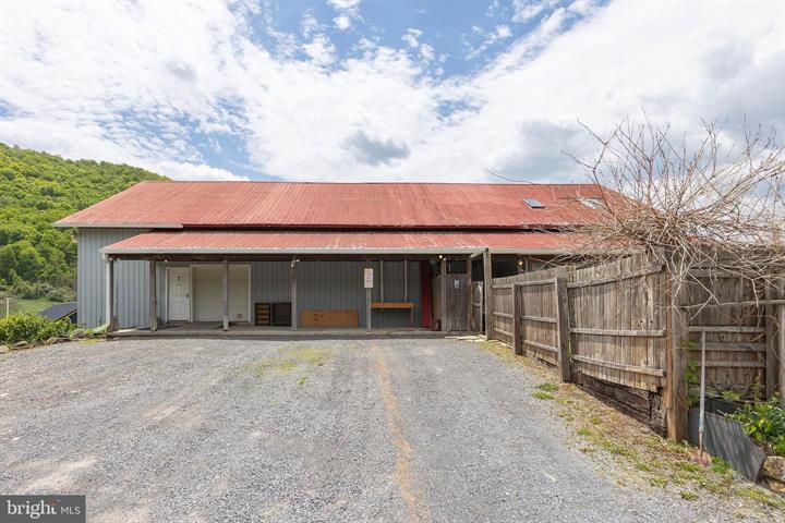 8018 NORTHWESTERN PIKE, KEYSER - Photo 23 of 25