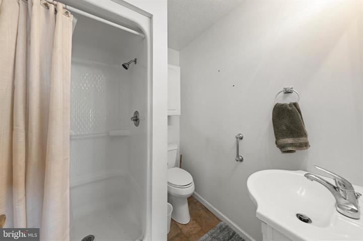106 WATERVIEW DRIVE, CAPON BRIDGE - Photo 19 of 25