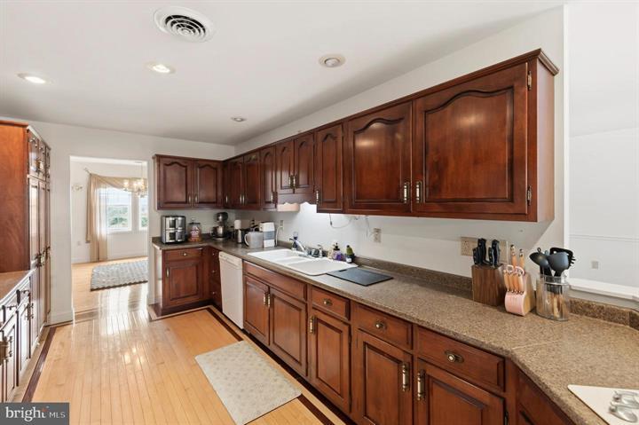 106 WATERVIEW DRIVE, CAPON BRIDGE - Photo 12 of 25