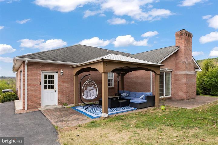 106 WATERVIEW DRIVE, CAPON BRIDGE - Photo 4 of 25