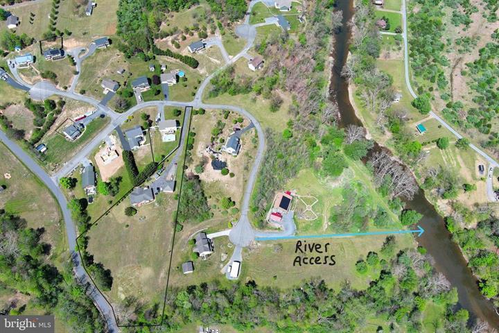 106 WATERVIEW DRIVE, CAPON BRIDGE - Photo 2 of 25