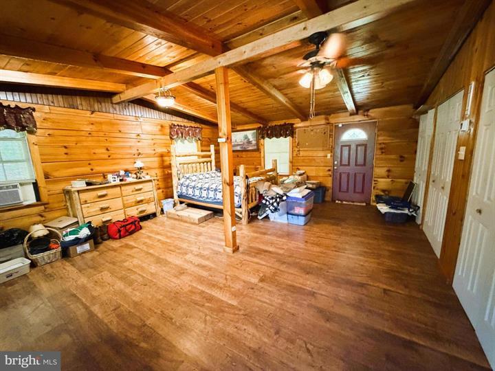 954 RUSTY LANE, MATHIAS - Photo 13 of 25