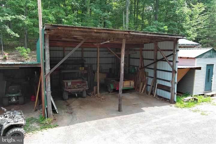 954 RUSTY LANE, MATHIAS - Photo 6 of 25