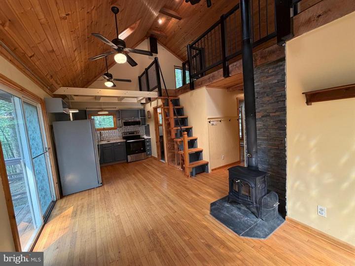 481 FELLER DRIVE, LEVELS - Photo 10 of 25