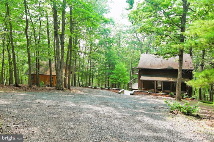 481 FELLER DRIVE, LEVELS - Photo 3 of 25