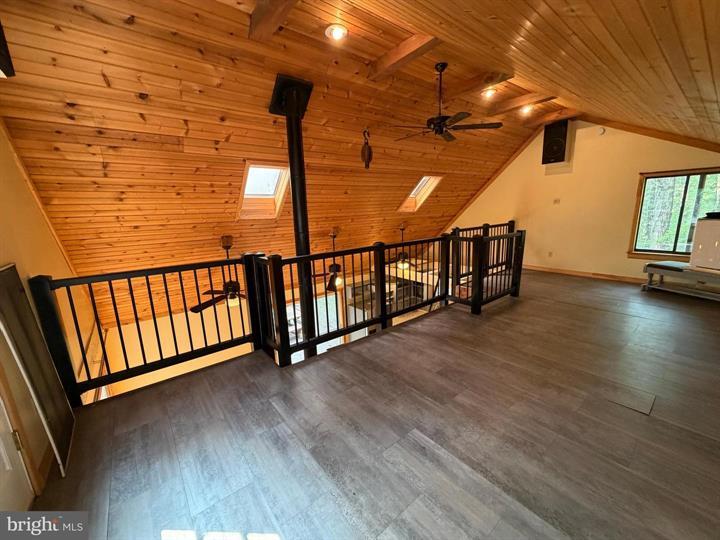 481 FELLER DRIVE, LEVELS - Photo 16 of 25