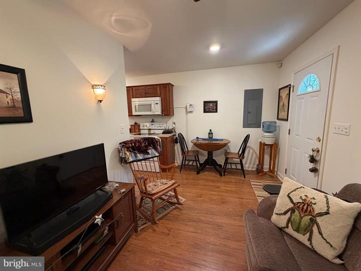 268 GOBBLER DRIVE, SPRINGFIELD - Photo 14 of 25