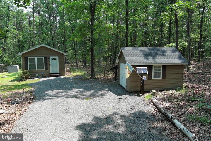 268 GOBBLER DRIVE, SPRINGFIELD - Photo 1 of 25