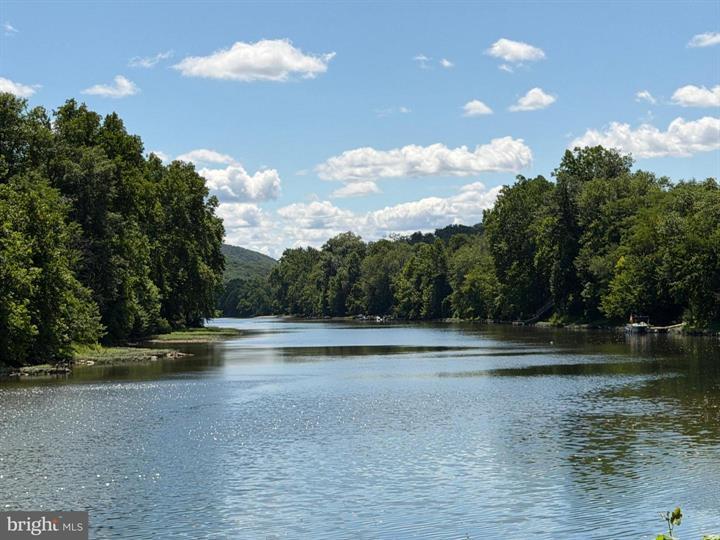 9 LONG ACRE ESTATES, ROMNEY - Photo 19 of 25