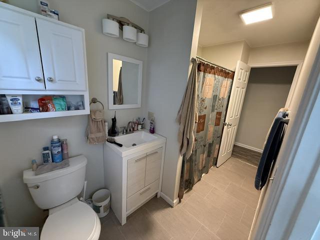 586 CENTRAL AVENUE, ROMNEY - Photo 9 of 21