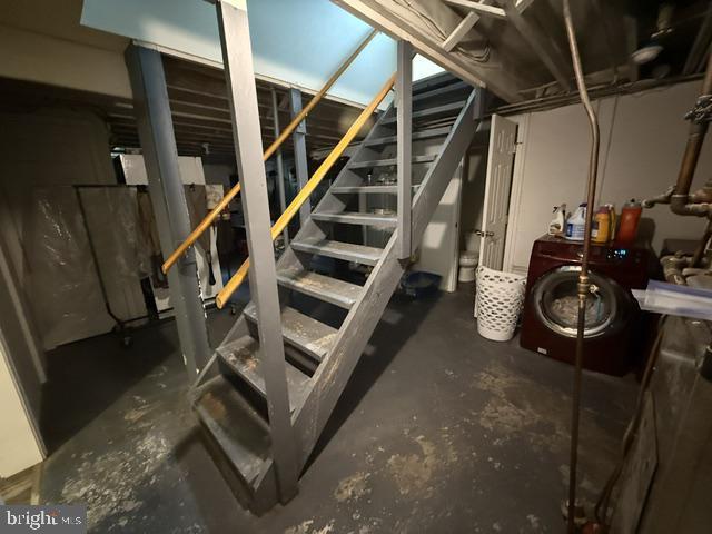 586 CENTRAL AVENUE, ROMNEY - Photo 18 of 21