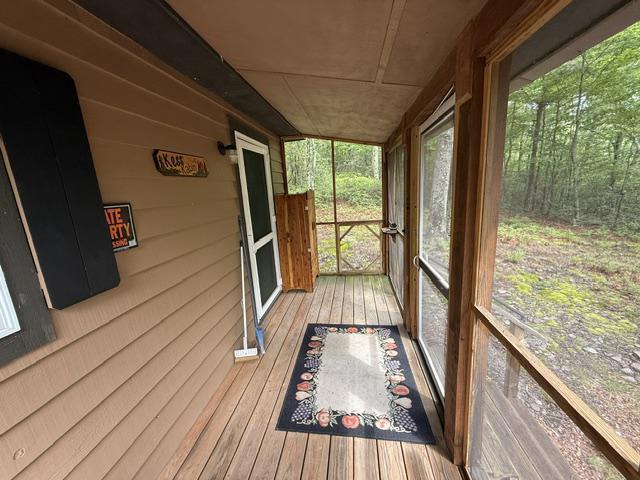 69 SKY DRIVE, FRANKLIN - Photo 11 of 24