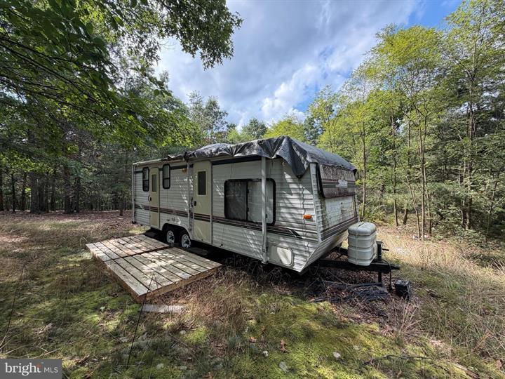 20 UNRESTRICTED ACRES, ROMNEY - Photo 9 of 25