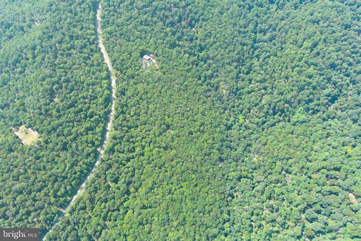 218 BLUFFS ON THE POTOMAC, ROMNEY - Photo 19 of 25