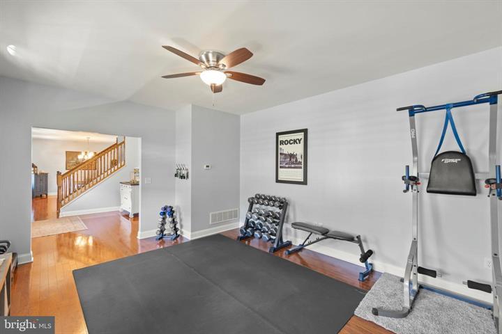 681 N. LAKEWOOD DRIVE, RIDGELEY - Photo 12 of 25