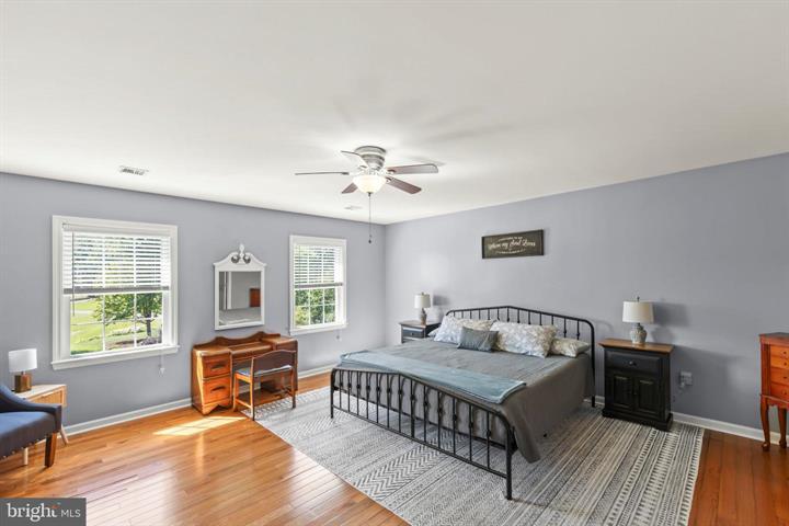 681 N. LAKEWOOD DRIVE, RIDGELEY - Photo 13 of 25
