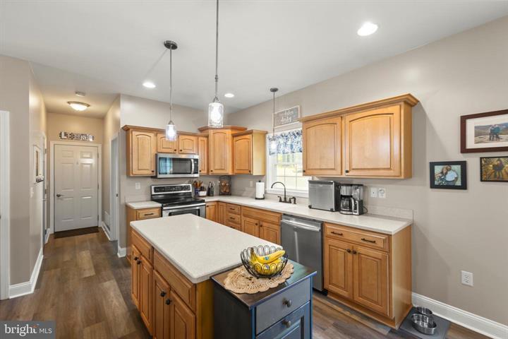 681 N. LAKEWOOD DRIVE, RIDGELEY - Photo 5 of 25