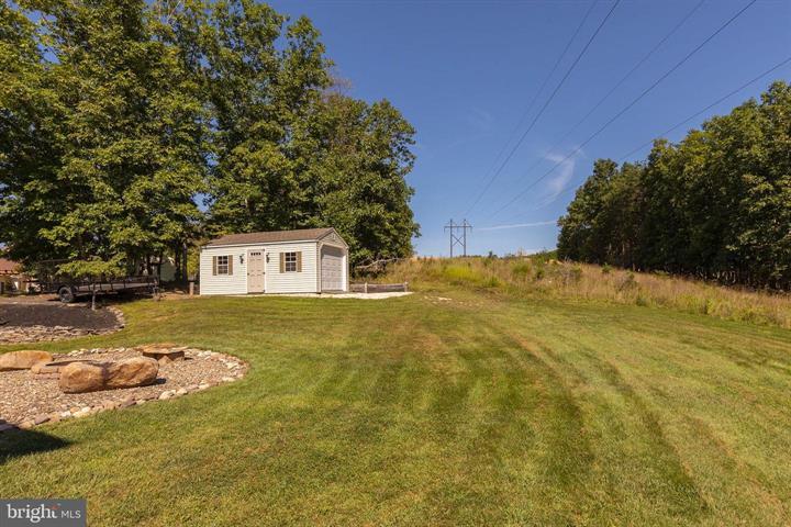 681 N. LAKEWOOD DRIVE, RIDGELEY - Photo 24 of 25