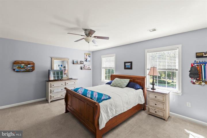 681 N. LAKEWOOD DRIVE, RIDGELEY - Photo 19 of 25