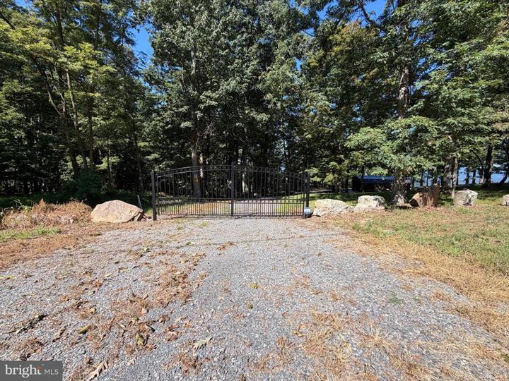 212 BLUFFS ON THE POTOMAC, FORT ASHBY - Photo 24 of 25