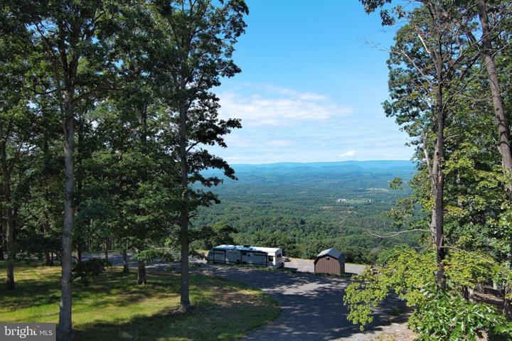 212 BLUFFS ON THE POTOMAC, FORT ASHBY - Photo 8 of 25
