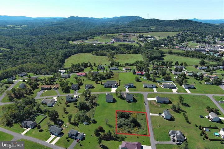 43 SPENCER LANE, ROMNEY - Photo 5 of 13